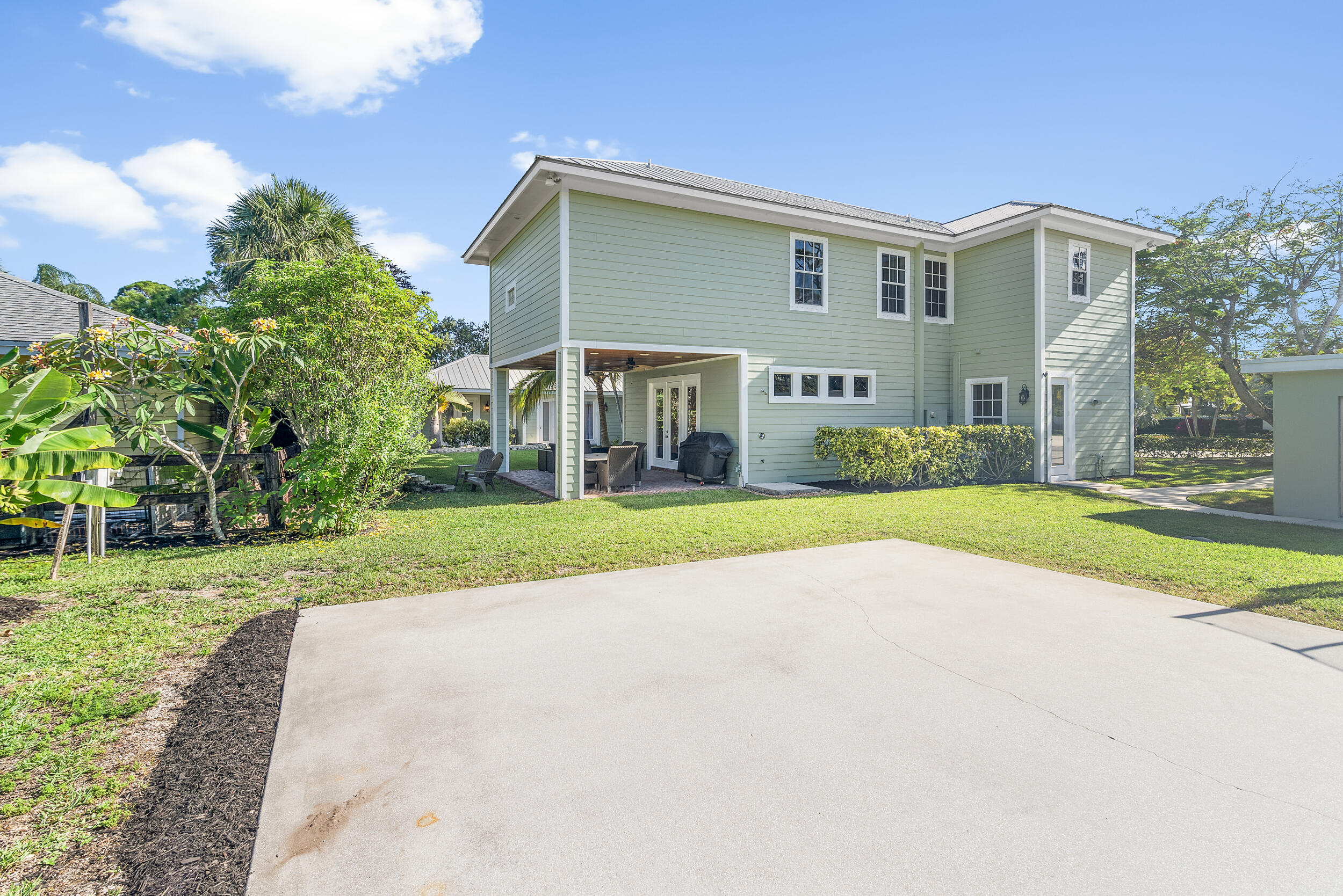 19067 Southeast County Line Road Jupiter, FL 33469 - Photo 69 of 93 Basketball court