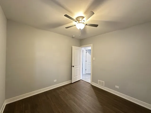 $2,300 | 5510 North Luna Avenue, Unit 1, Chicago, IL 60630