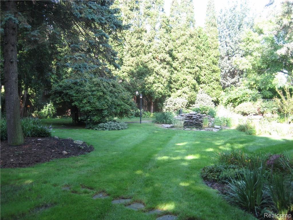 519 Washington Road Grosse Pointe, MI 48230 - Photo 15 of 17 IMG_0384.JPG
