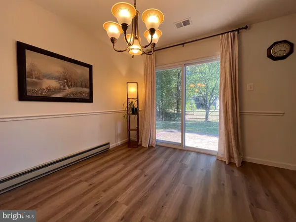 $3,500 | 12701 Pinecrest Road, Herndon, VA 20171