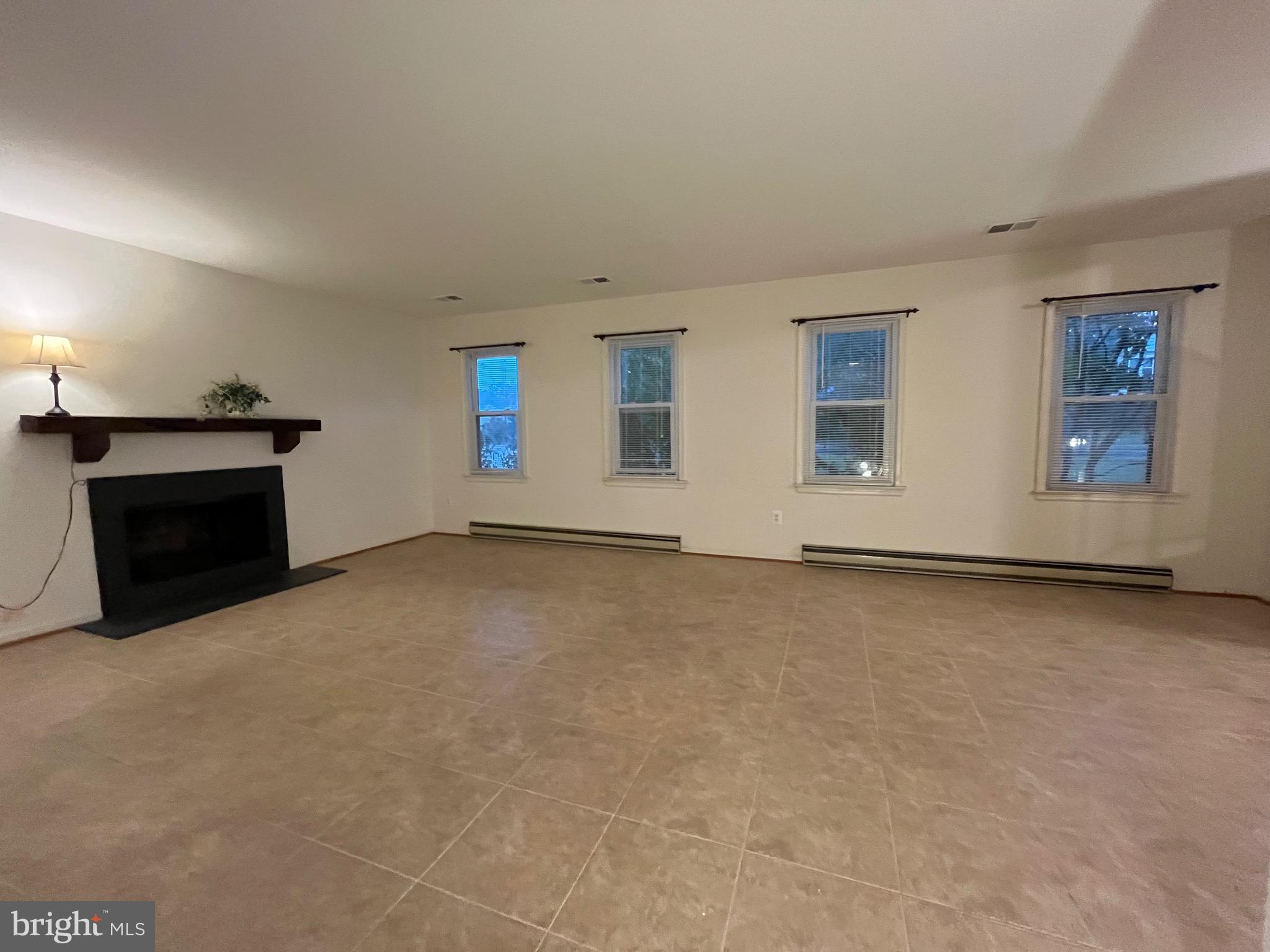 12701 Pinecrest Road Herndon, VA 20171 - Photo 8 of 42