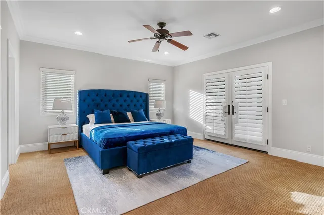 $15,900 | 19554 Wells Drive, Tarzana, CA 91356