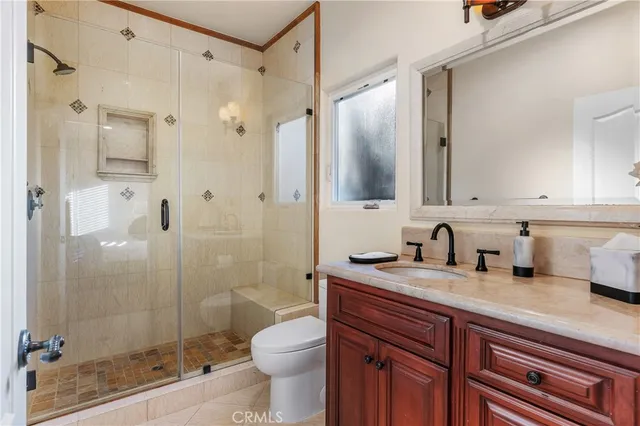 $15,900 | 19554 Wells Drive, Tarzana, CA 91356