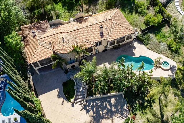 $15,900 | 19554 Wells Drive, Tarzana, CA 91356