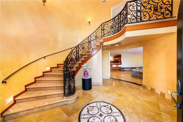 $15,900 | 19554 Wells Drive, Tarzana, CA 91356