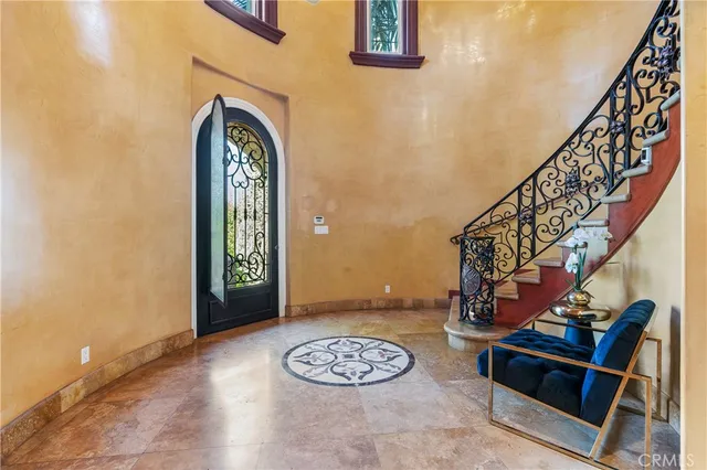 $15,900 | 19554 Wells Drive, Tarzana, CA 91356