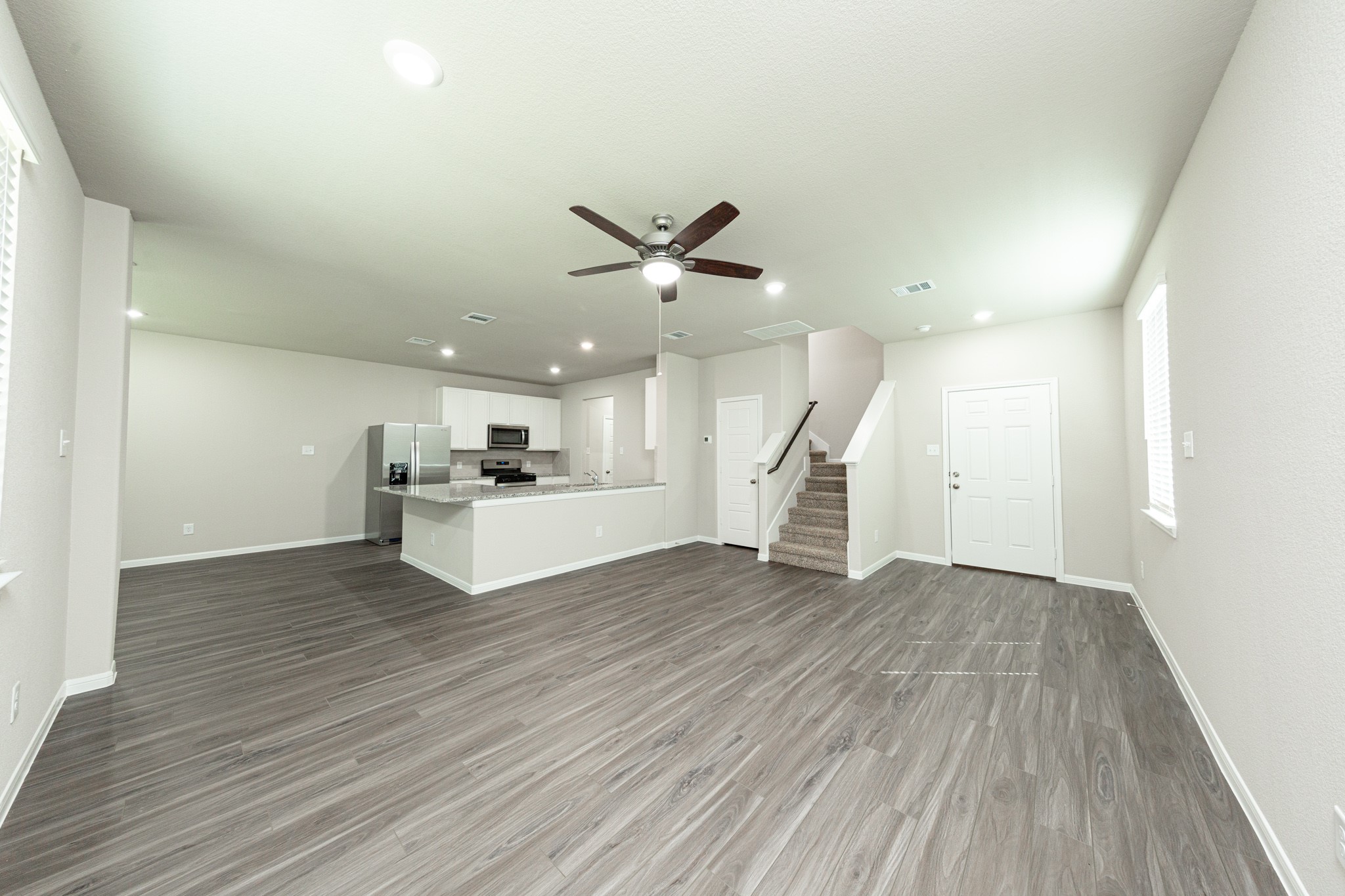 3022 Nickell Back Drive Conroe, TX 77301 - Photo 4 of 24