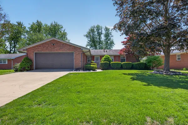 $280,000 | 1305 East Vernon Avenue, Normal, IL 61761