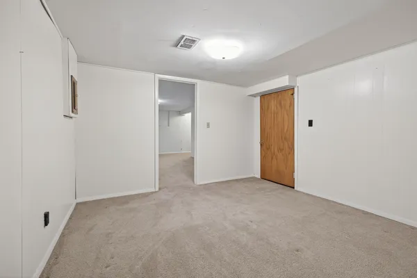 $280,000 | 1305 East Vernon Avenue, Normal, IL 61761