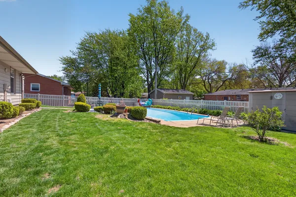 $280,000 | 1305 East Vernon Avenue, Normal, IL 61761