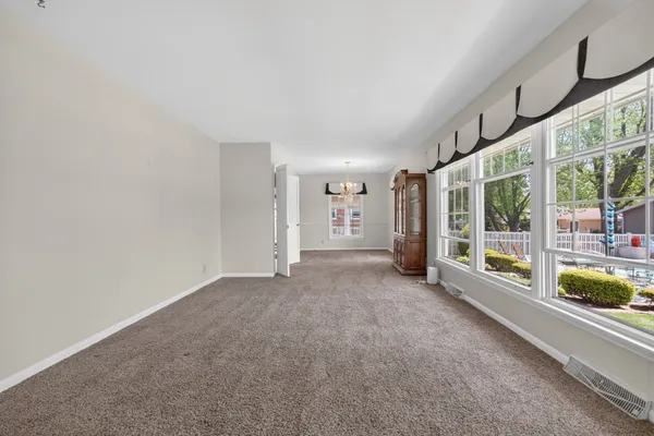 $280,000 | 1305 East Vernon Avenue, Normal, IL 61761