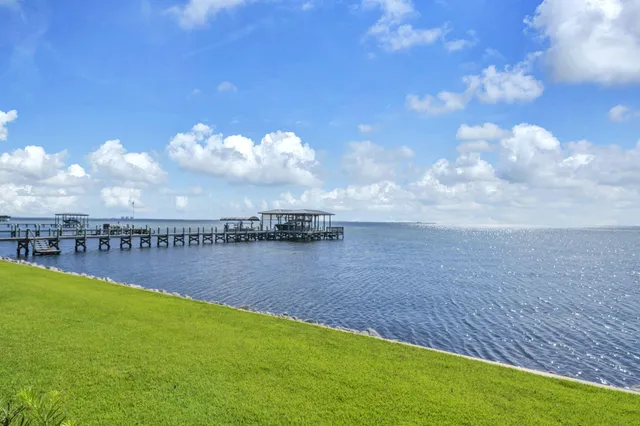 $4,500,000 | 6 Sunset Beach Place, Niceville, FL 32578
