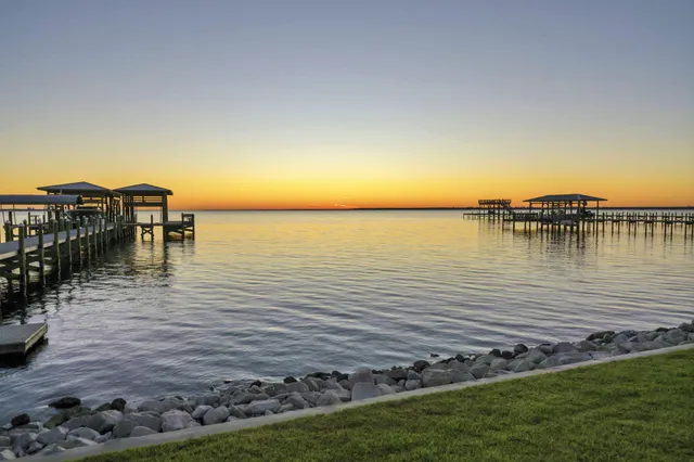 $4,500,000 | 6 Sunset Beach Place, Niceville, FL 32578