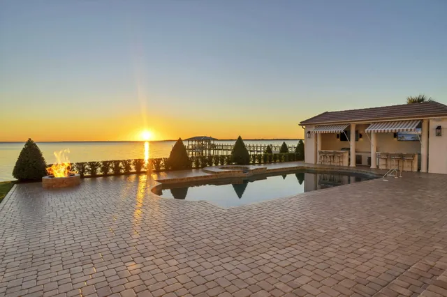 $4,500,000 | 6 Sunset Beach Place, Niceville, FL 32578