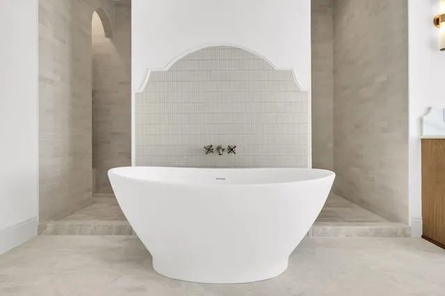 $4,500,000 | 6 Sunset Beach Place, Niceville, FL 32578