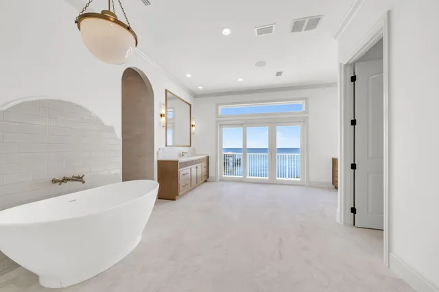 $4,500,000 | 6 Sunset Beach Place, Niceville, FL 32578