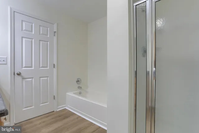 a bathroom with a bathtub