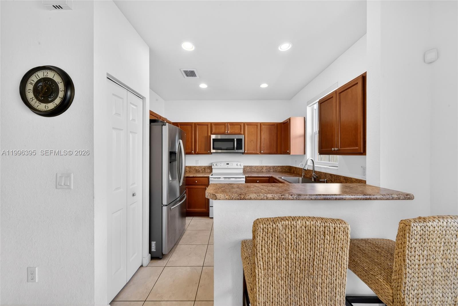 8766 Northwest 112th Path Doral, FL 33178 - Photo 15 of 52