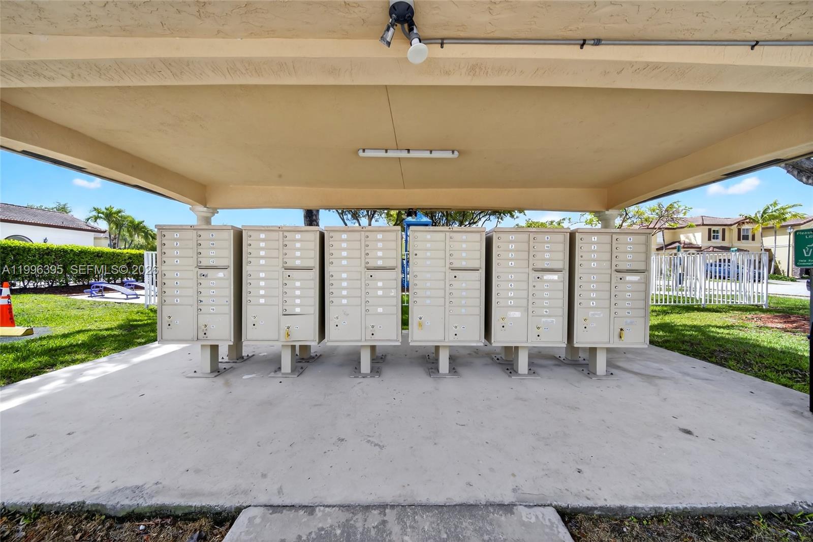 8766 Northwest 112th Path Doral, FL 33178 - Photo 40 of 52