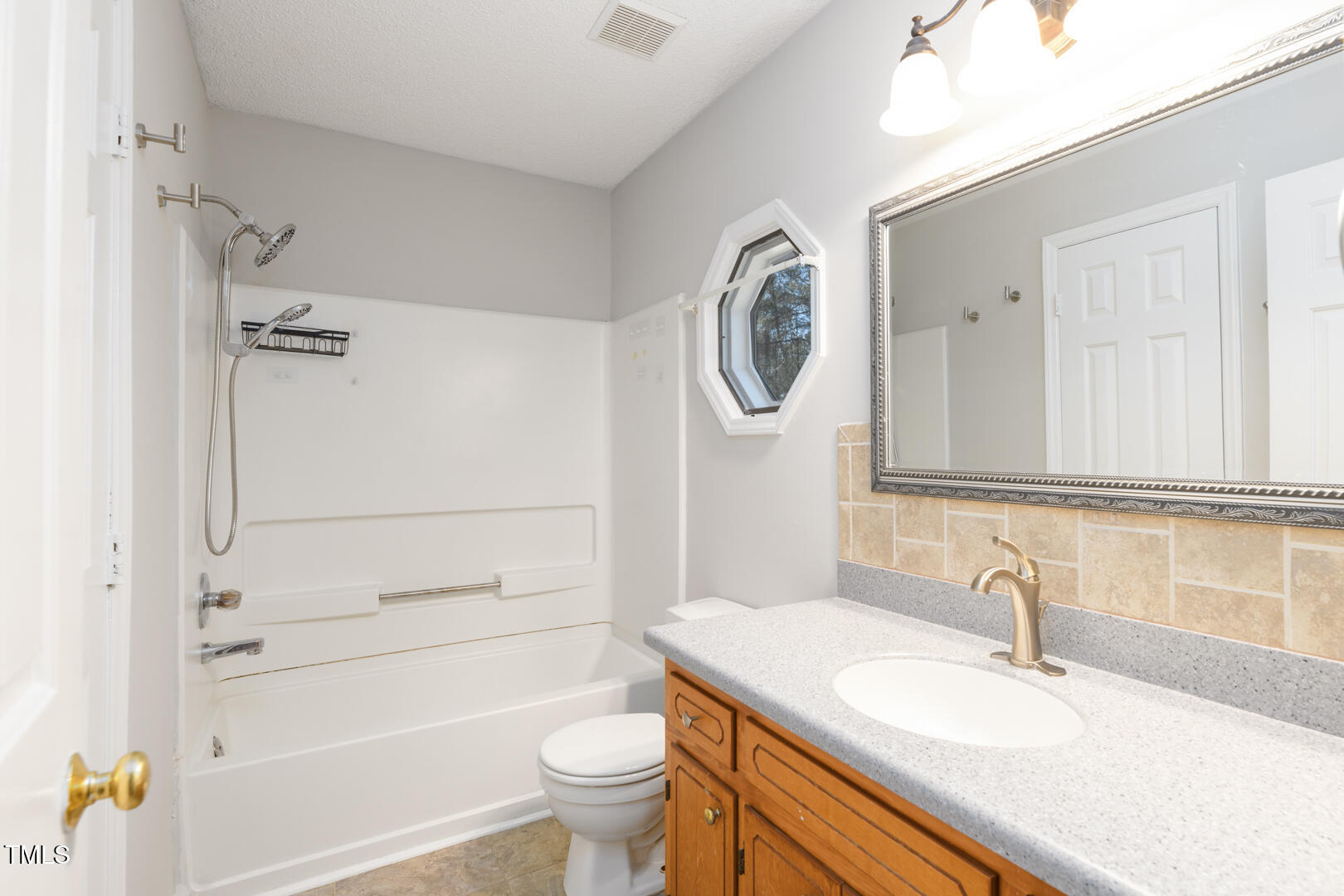 5224 Relay Way Raleigh, NC 27603 - Photo 12 of 19 250128-RelayWay-16