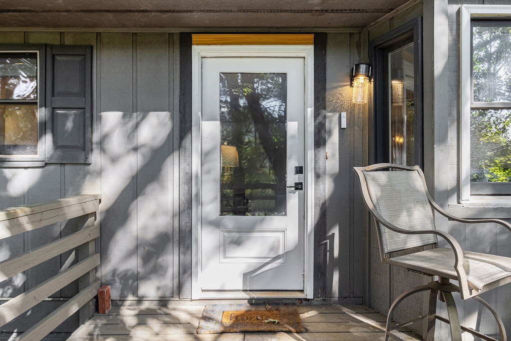 220 Fox Den Circle Jasper, GA 30143 - Photo 23 of 29 a view of entryway