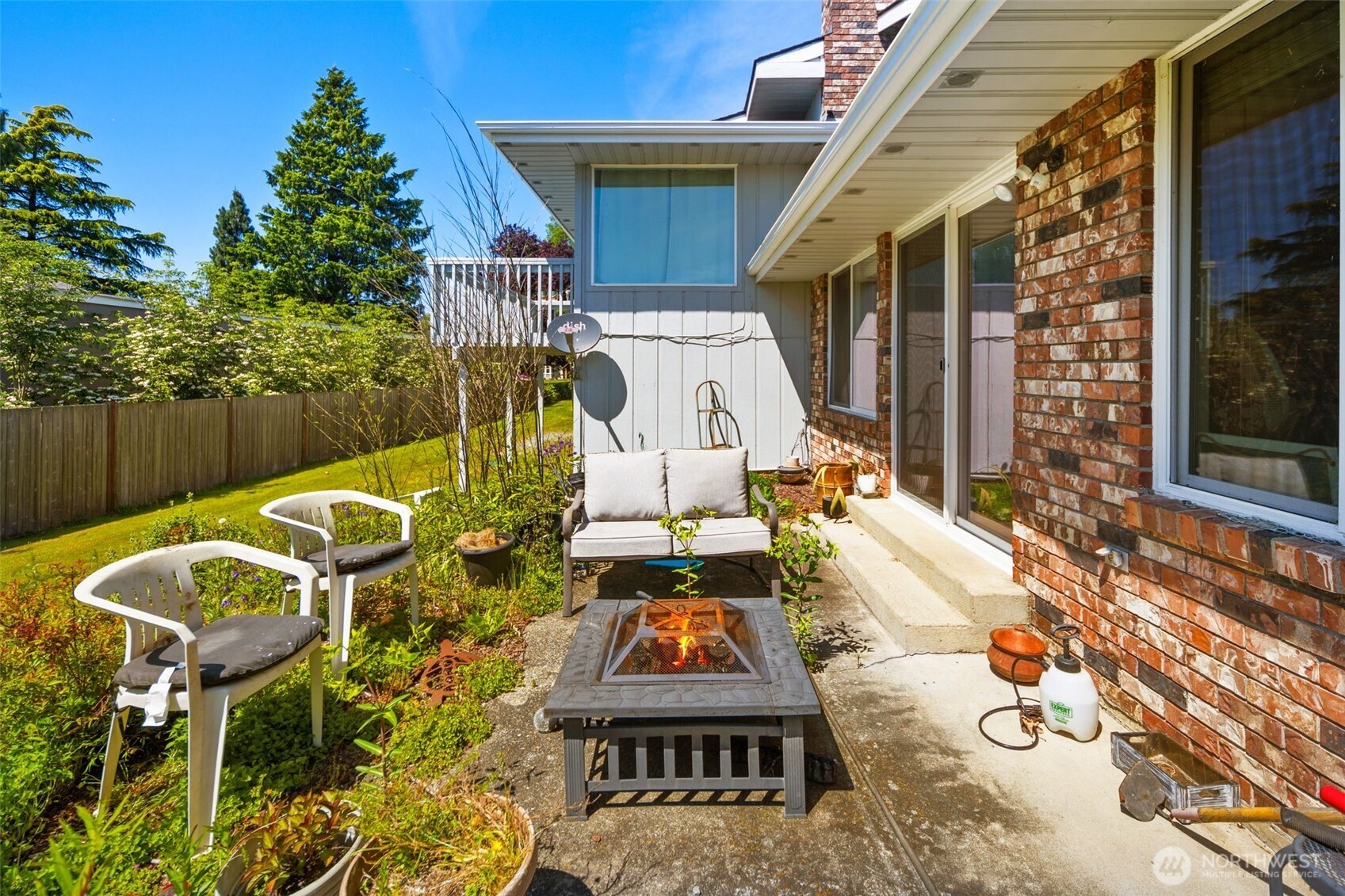 17464 Dunbar Road, Unit 1 Mount Vernon, WA 98273 - Photo 29 of 40 front view of balcony with chairs