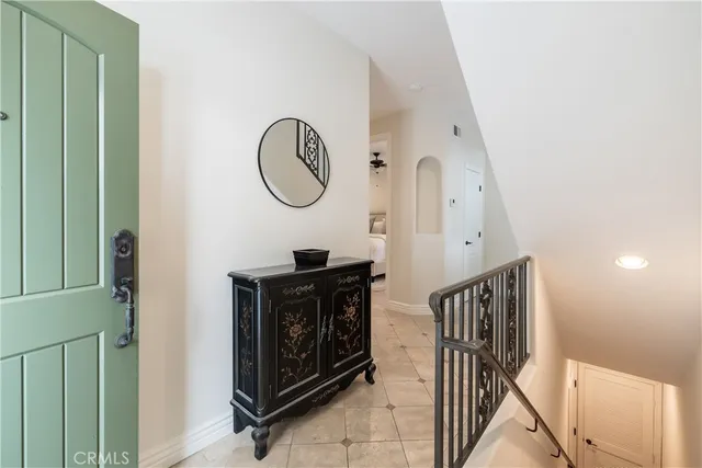 $9,000 | 604 Manhattan Beach Boulevard, Manhattan Beach, CA 90266