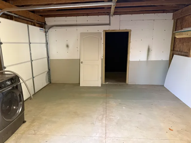 $249,900 | 10301 North 45th Street, Augusta, MI 49012