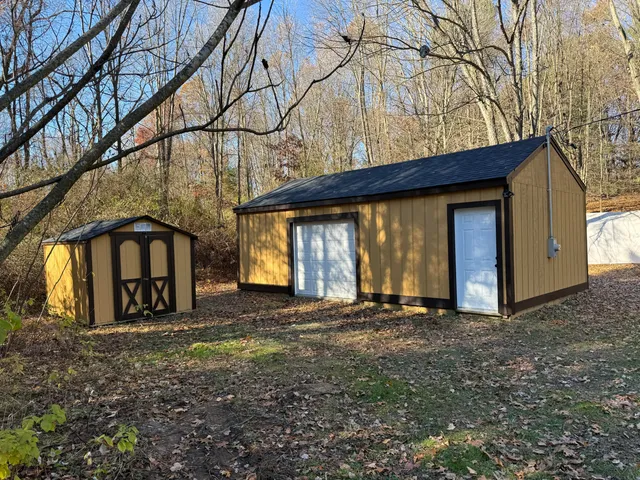 $249,900 | 10301 North 45th Street, Augusta, MI 49012