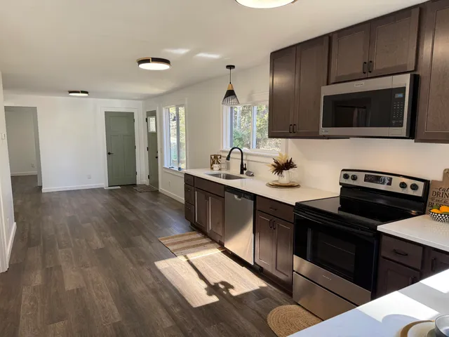 $249,900 | 10301 North 45th Street, Augusta, MI 49012