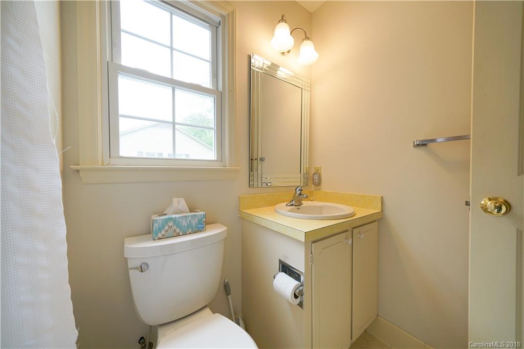 5833 Portburn Road Charlotte, NC 28211 - Photo 23 of 30 Gallery Image 23