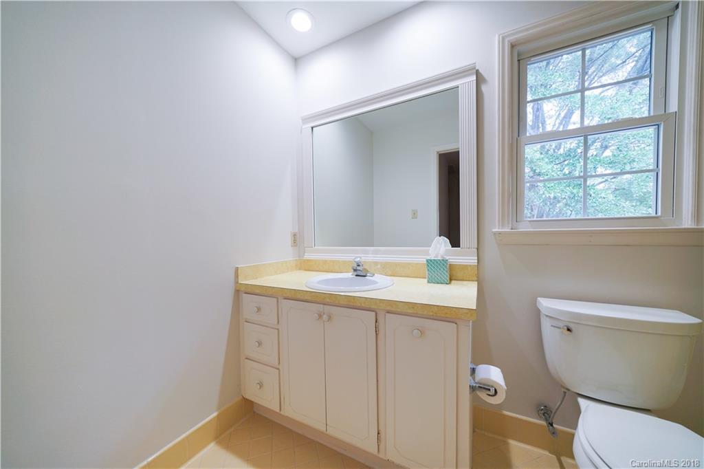 5833 Portburn Road Charlotte, NC 28211 - Photo 27 of 30 Gallery Image 27