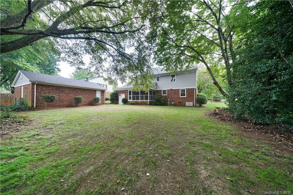 5833 Portburn Road Charlotte, NC 28211 - Photo 6 of 30 Gallery Image 6