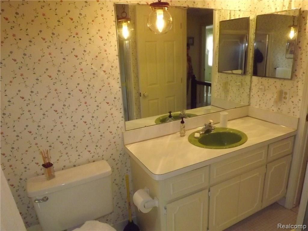 921 Spartan Court Rochester, MI 48309 - Photo 18 of 25
