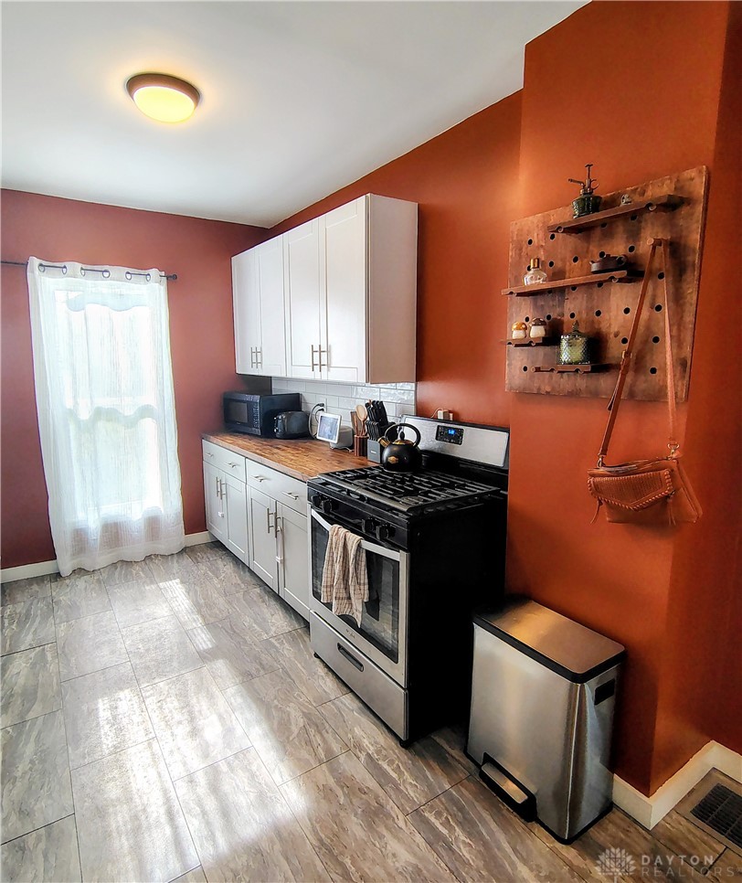 3689 West National Road Springfield, OH 45504 - Photo 10 of 29