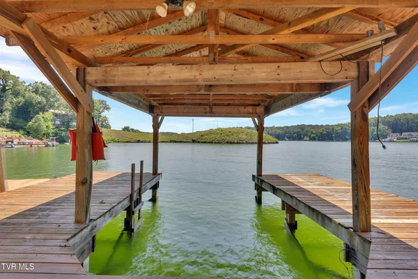$489,000 | 153 H R King Road, Unit 1, Gray, TN 37615