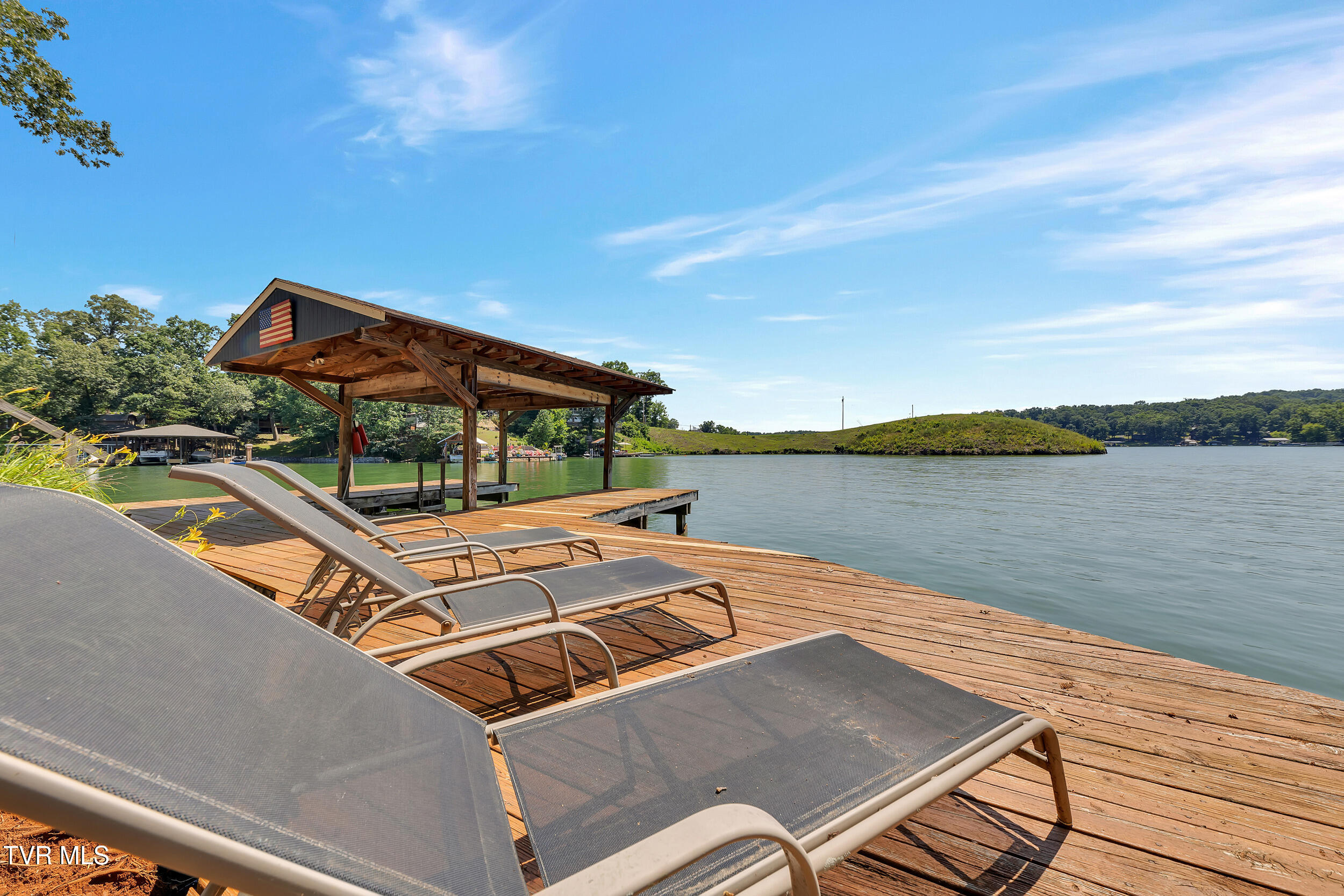 153 H R King Road, Unit 1 Gray, TN 37615 - Photo 16 of 49 153 H R King (14)