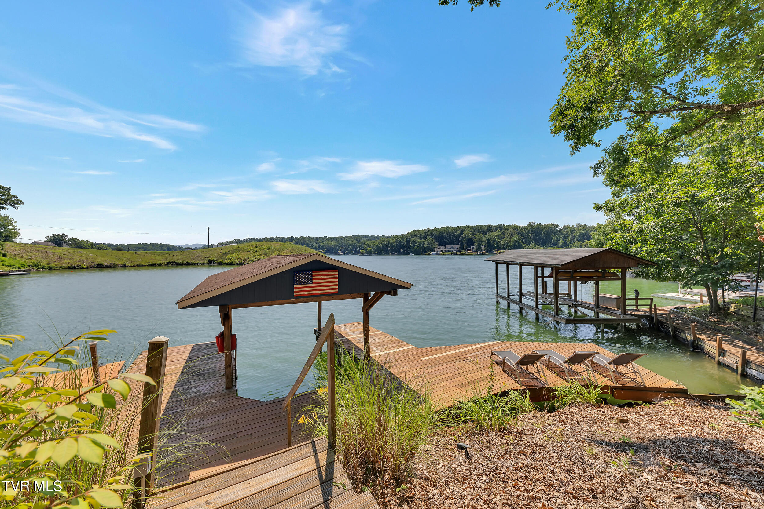 153 H R King Road, Unit 1 Gray, TN 37615 - Photo 17 of 49 153 H R King (15)