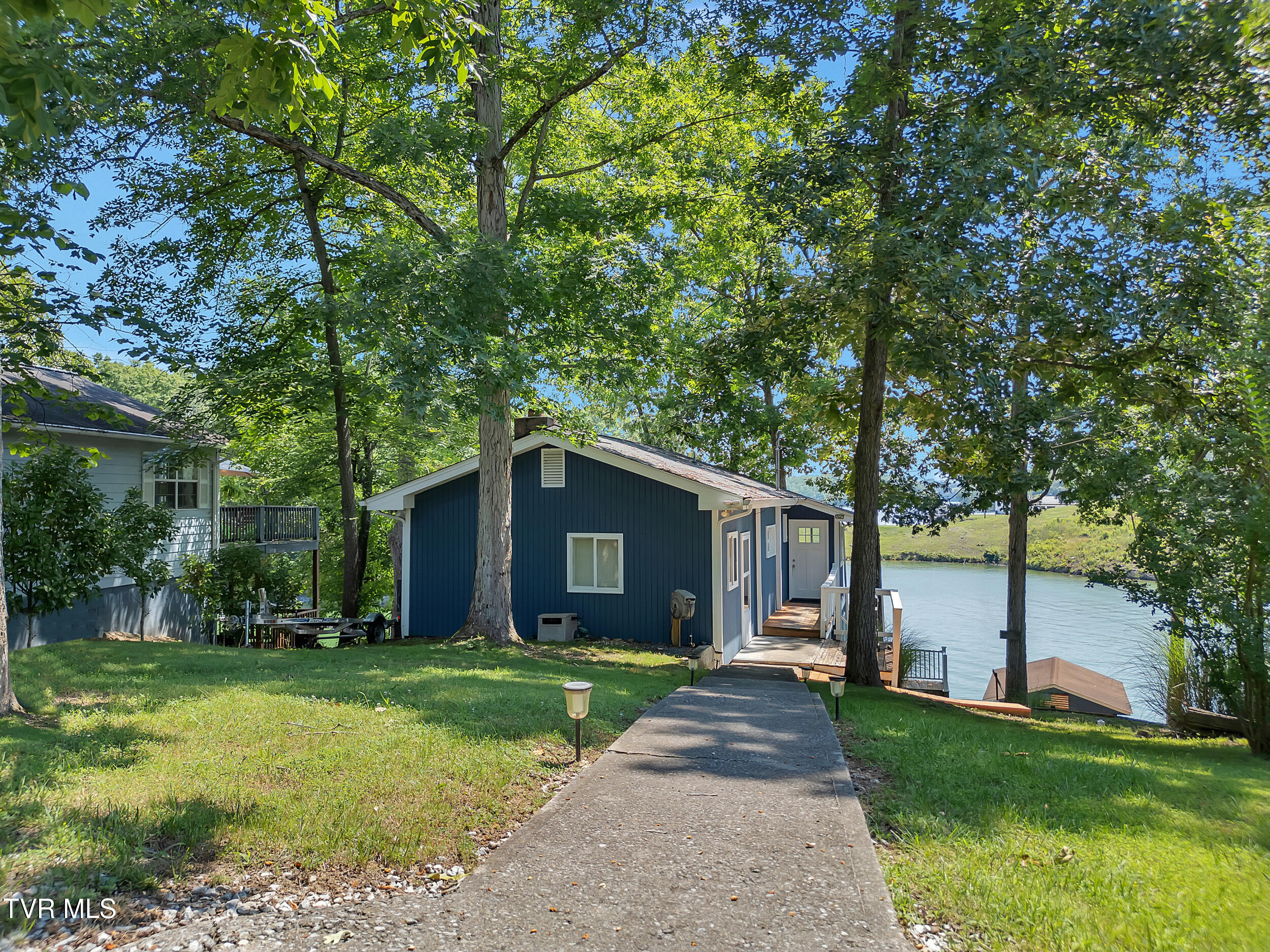 153 H R King Road, Unit 1 Gray, TN 37615 - Photo 22 of 49 153 H R King (20)