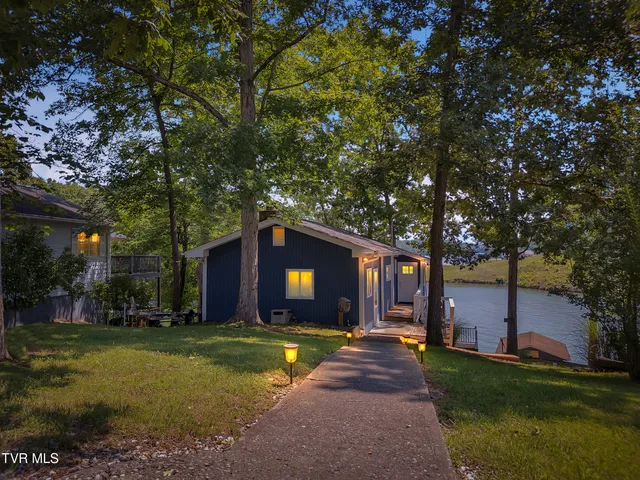 $489,000 | 153 H R King Road, Unit 1, Gray, TN 37615