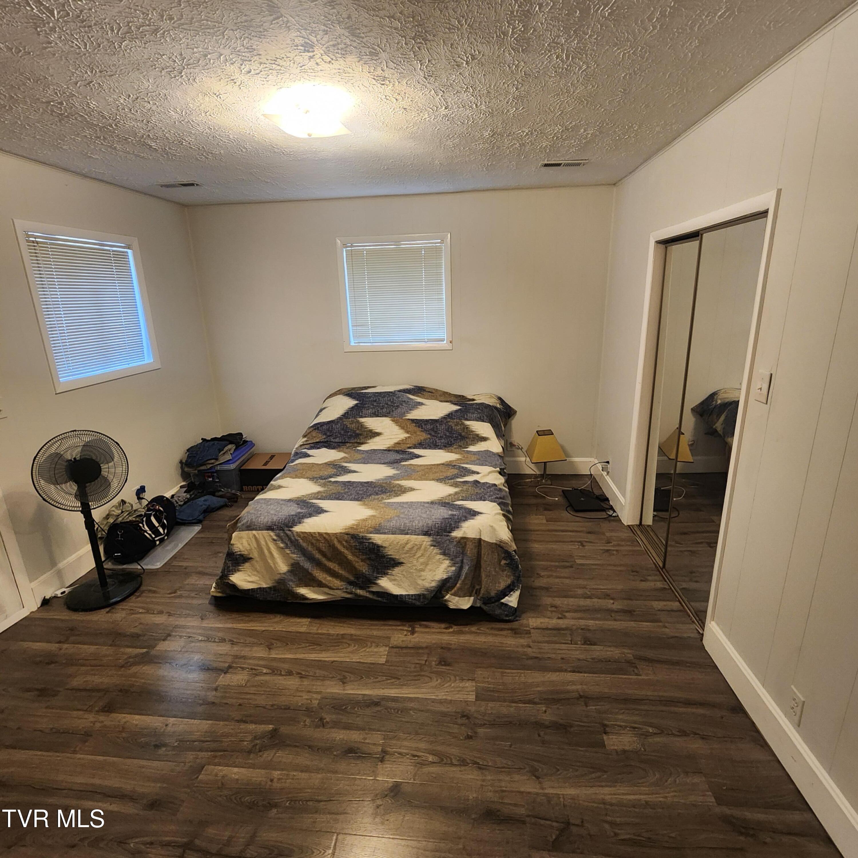 153 H R King Road, Unit 1 Gray, TN 37615 - Photo 37 of 49 20250818_141456