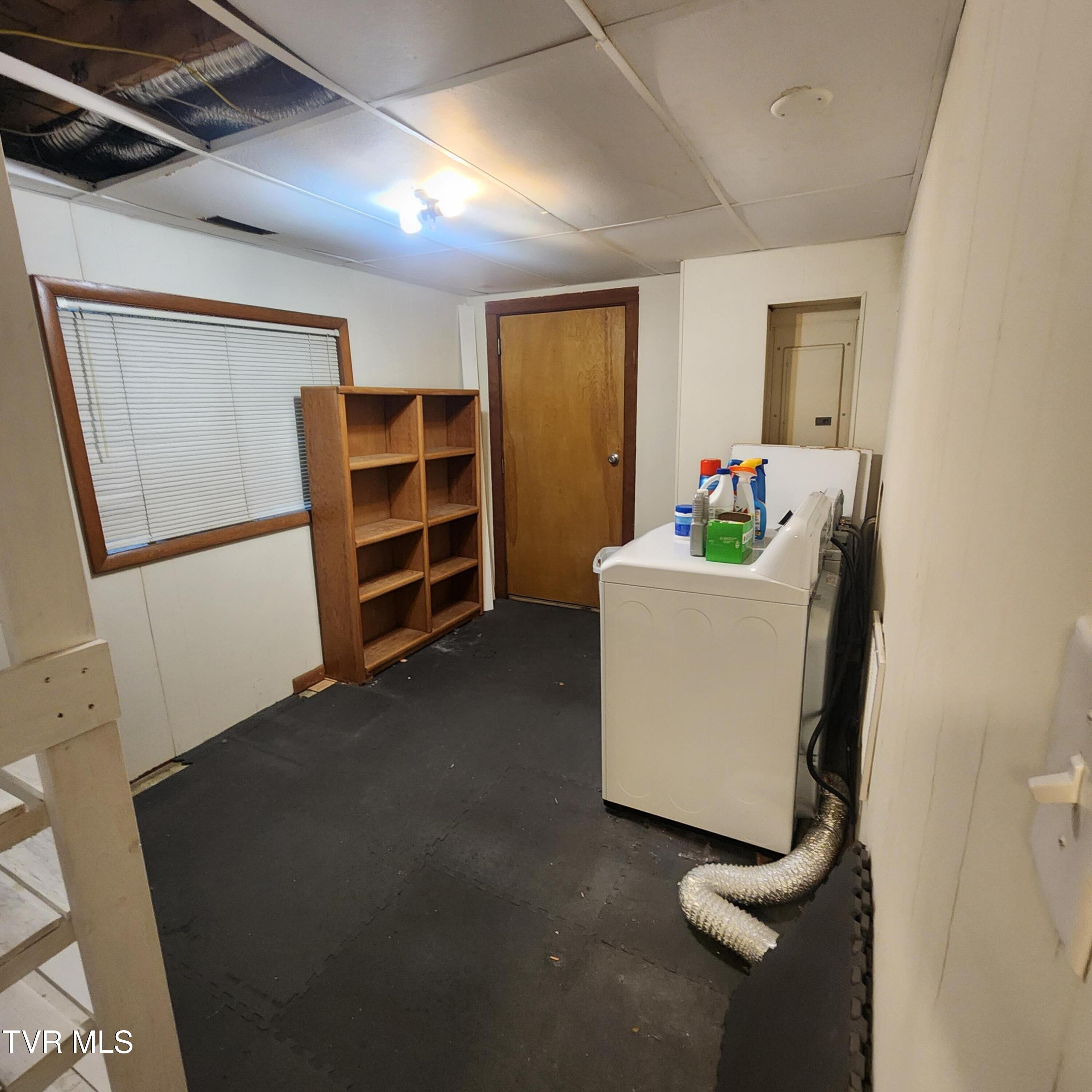 153 H R King Road, Unit 1 Gray, TN 37615 - Photo 41 of 49 20250818_141602