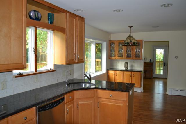 4326 Country Club Road Easton, PA 18045 - Photo 2 of 18 Gallery Image 2