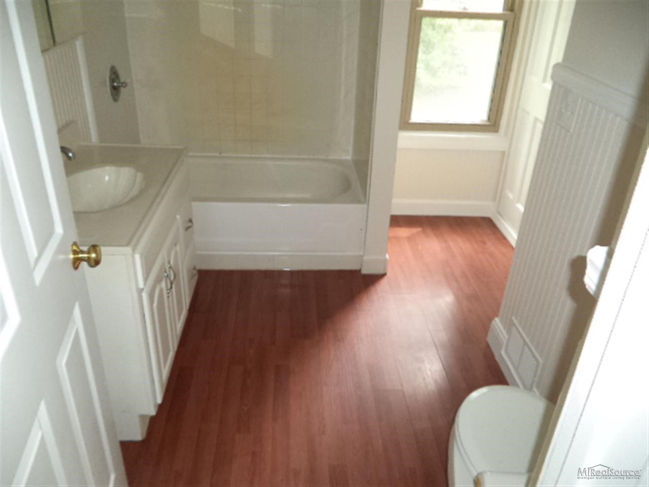 1707 Withey Road Columbus, MI 48063 - Photo 14 of 29 31159144-13.JPG