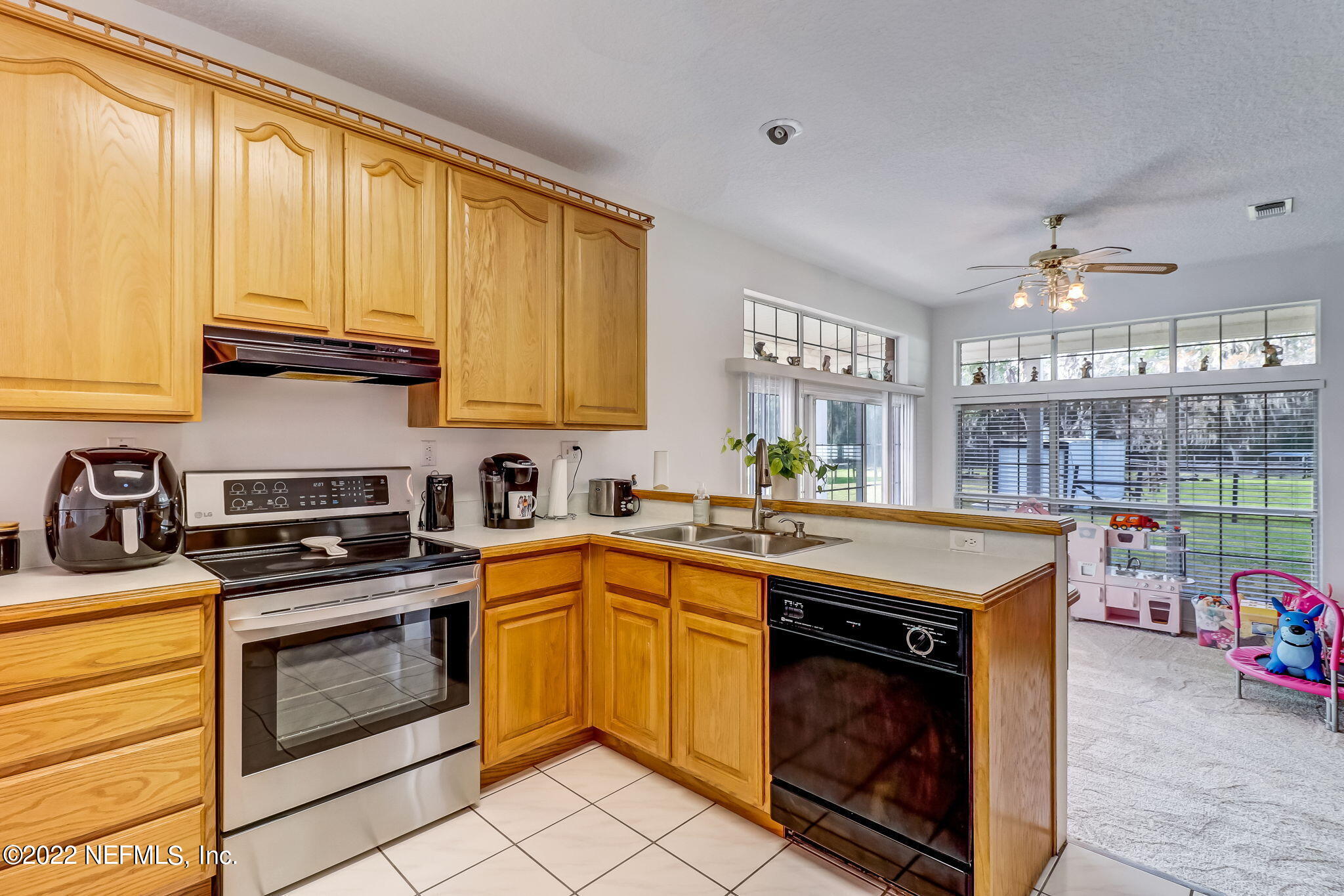 1364 Fouraker Road Jacksonville, FL 32221 - Photo 14 of 41 Kitchen
