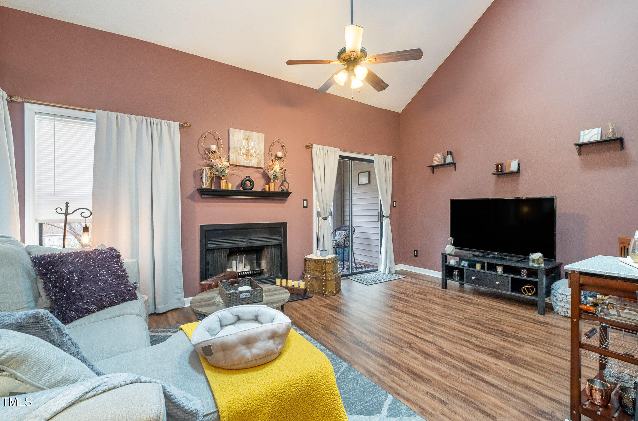 6151 Summer Pointe Place, Unit 302 Raleigh, NC 27606 - Photo 6 of 17 006_file_398