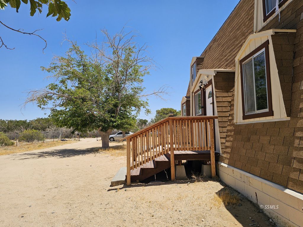 1435 North Indian Wells Street Ridgecrest, CA 93555 - Photo 31 of 33