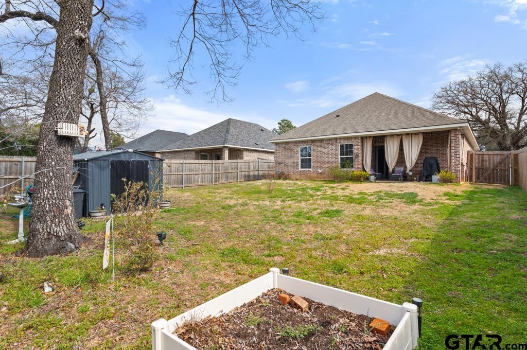 1207 South Lenox Street Tyler, TX 75701 - Photo 2 of 34
