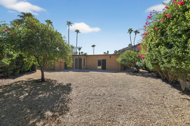 $8,500 | 985 North Tuxedo Circle, Palm Springs, CA 92262