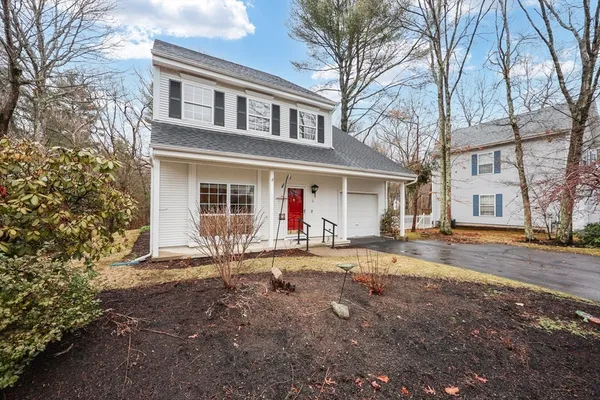 $675,000 | 6 Balcom Drive, Foxboro, MA 02035
